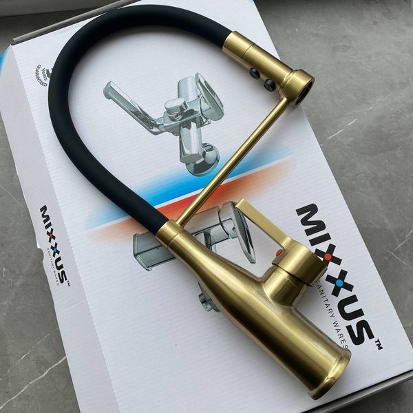 Змішувач Mixxus Premium Summer 017 brushed gold, гусак чорн. 6964 фото